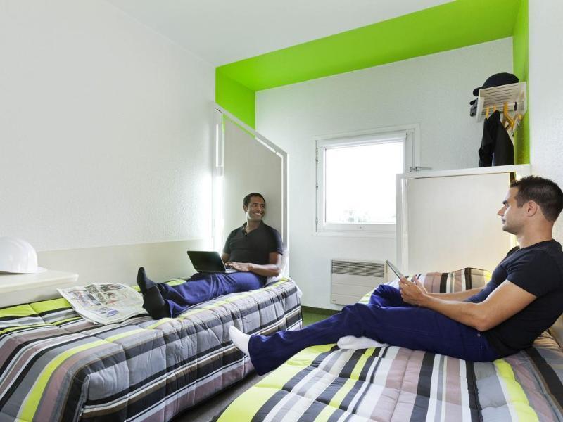 Hotelf1 Montauban Luaran gambar